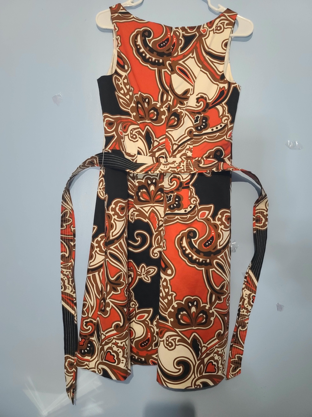 Sleeveless Paisley Print A-Line Dress in Rust, Black & Cream